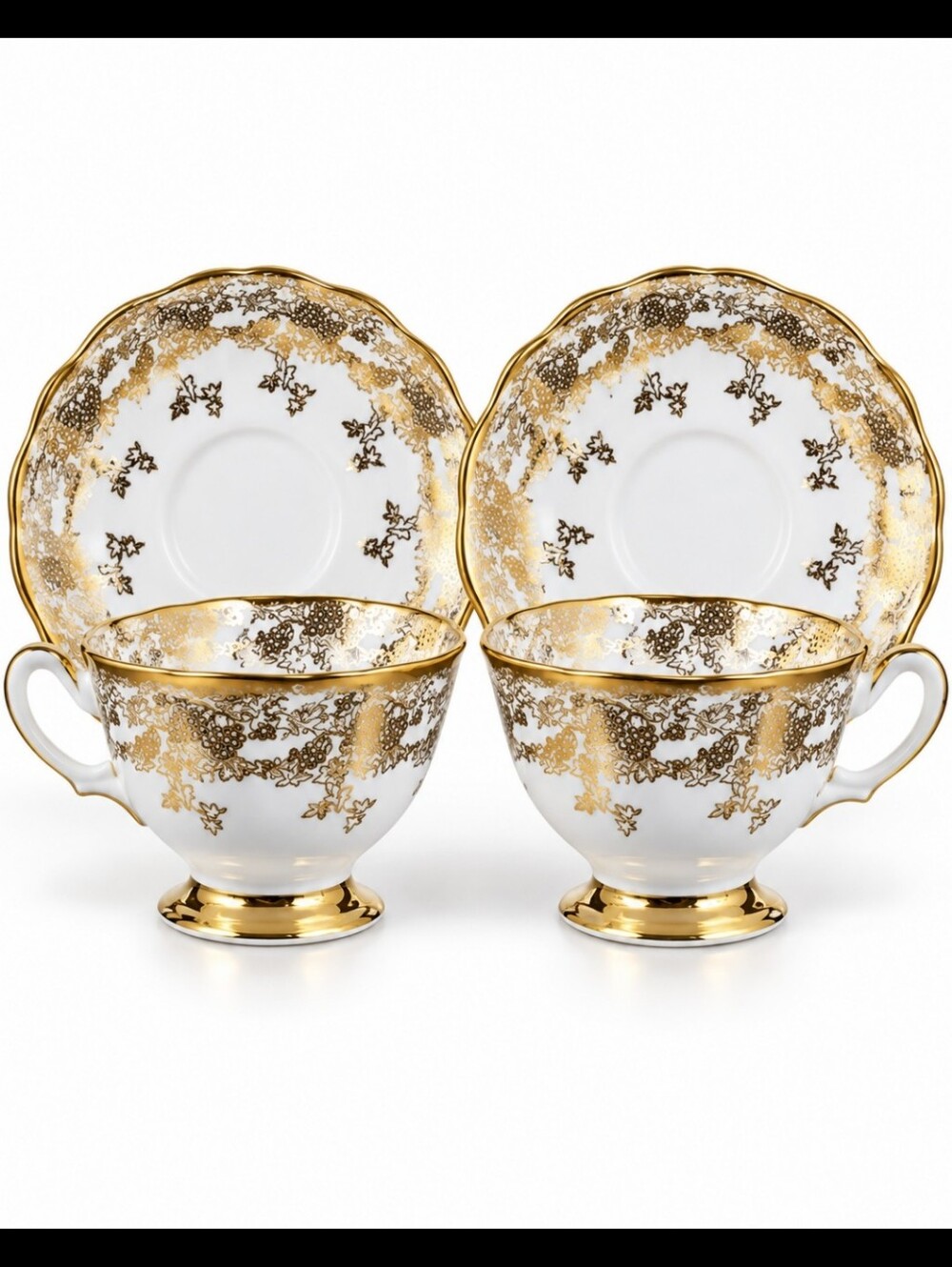 Vintage Royal Albert Grapevine 2 Teacups & 2 Saucers 4 Pc 22K Gold Trim Old Mony
